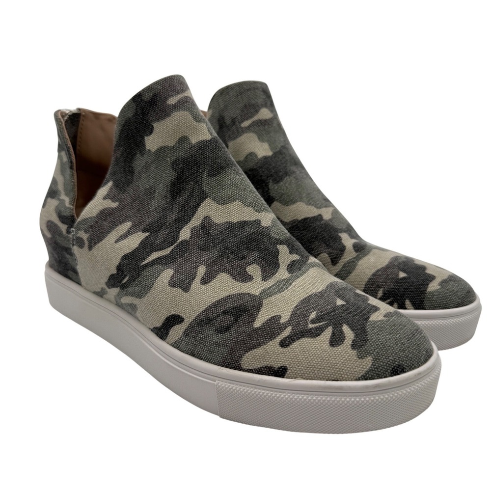 Steve Madden Georgie Camo Wedge Sneakers Green Canvas High Top Zip Shoes Size 10